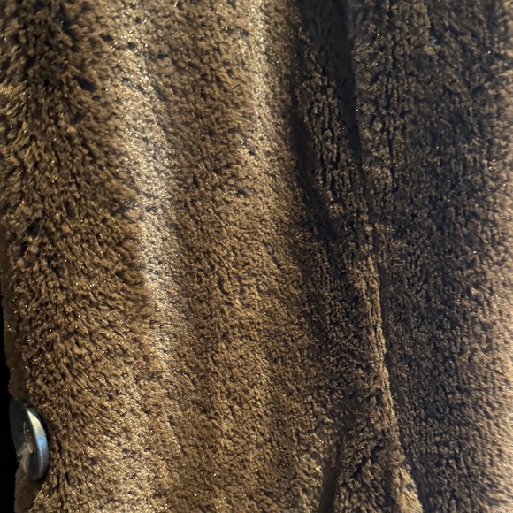 CAbi women’s faux fur brown jacket size M. Excellent condition - Picture 4 of 5